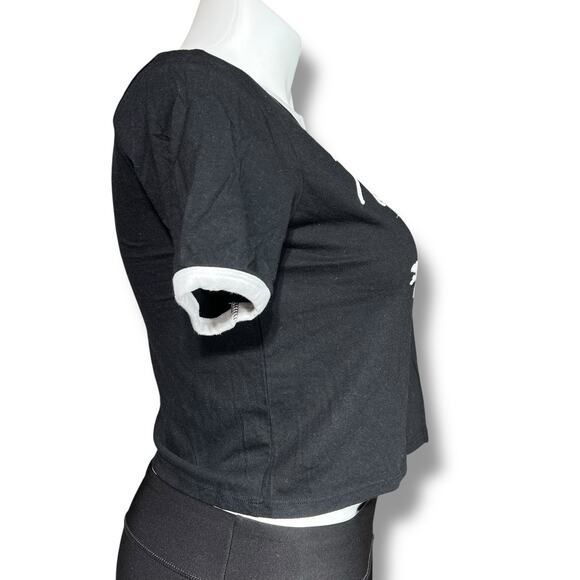 Disney Womens Peter Pan Tinker Bell Take Me To Neverland Crop Top T Shirt XL - Picture 2 of 6